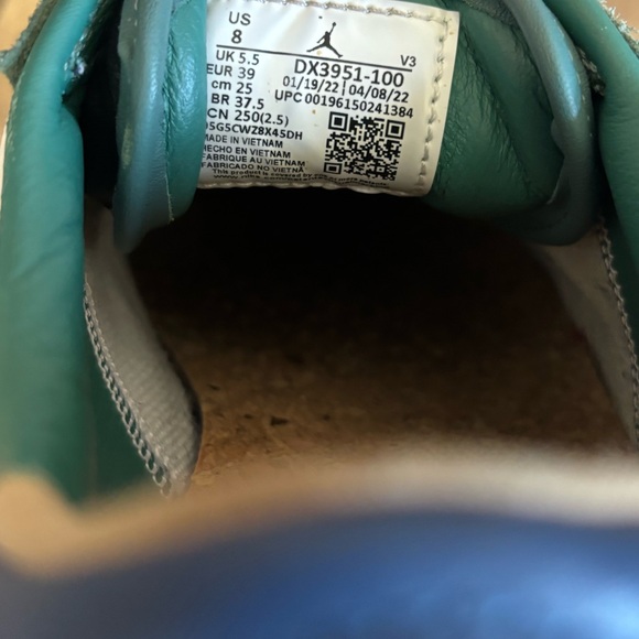 Women’s Jordan 1 Elevate Low SE - Picture 8 of 9